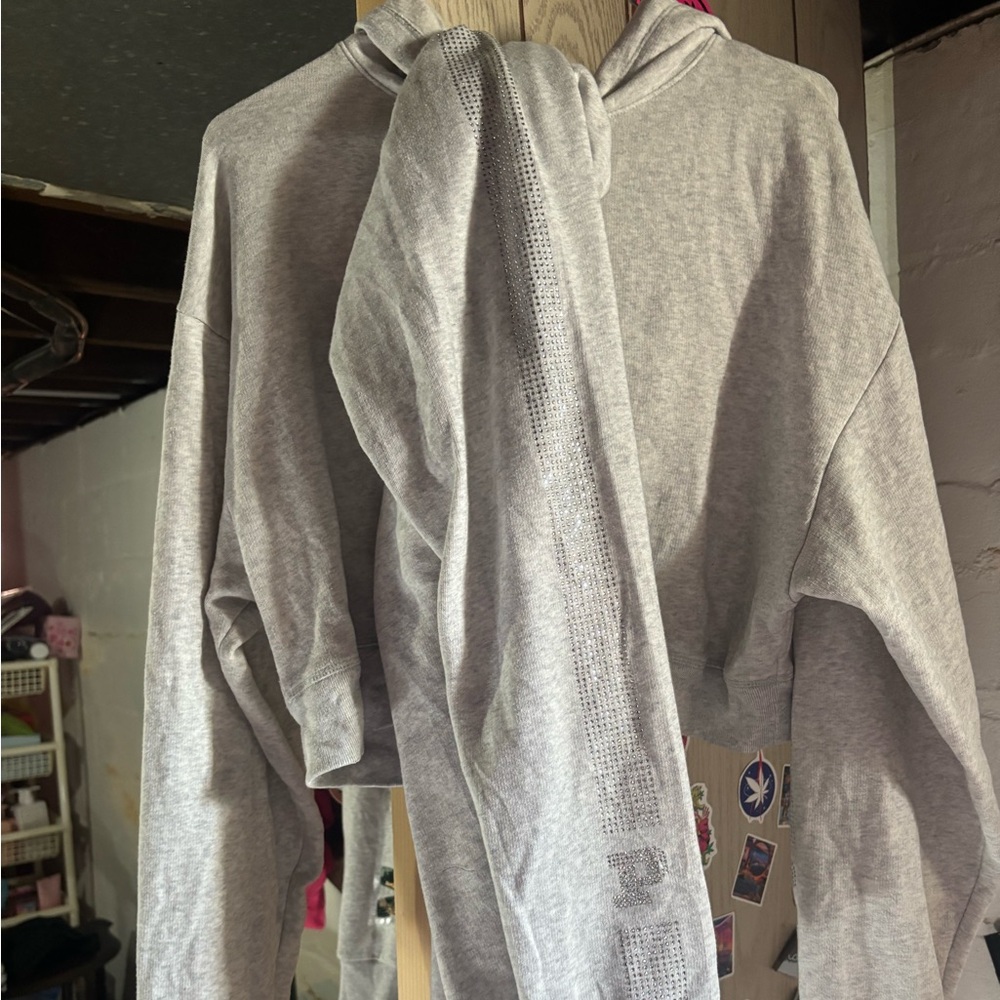 VS PINK Gray SET WITH RHINESTONES